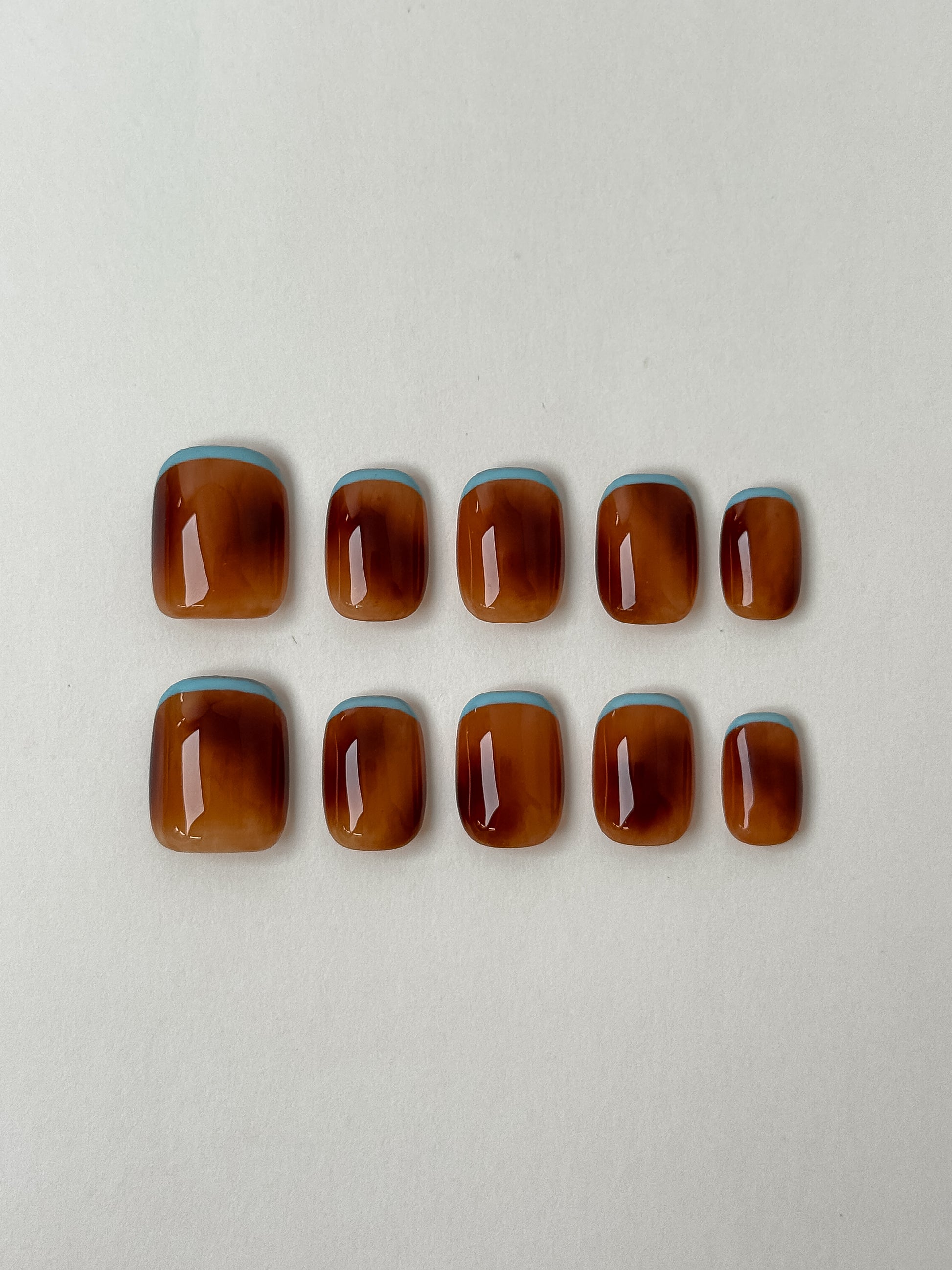 Mocha Sky - 10 pcs Press On Nails