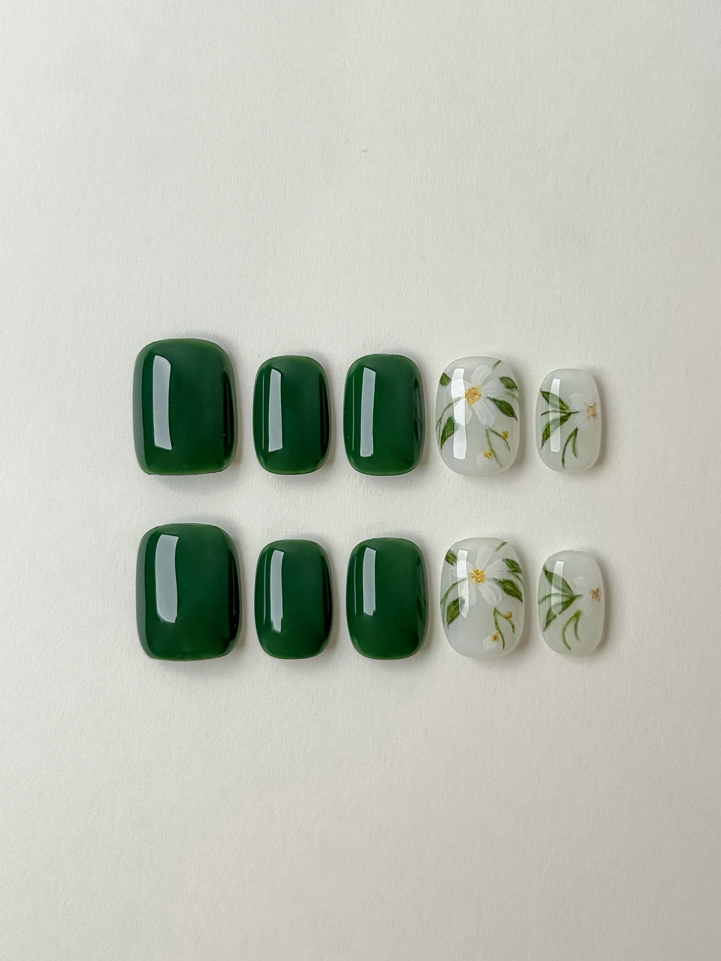 Soft Bloom - 10 pcs Press On Nails