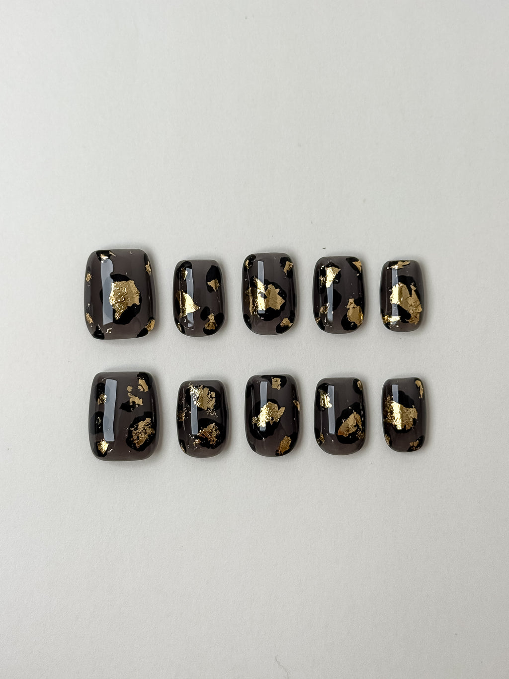 Osaka Noir - 10 pcs Press On Nails