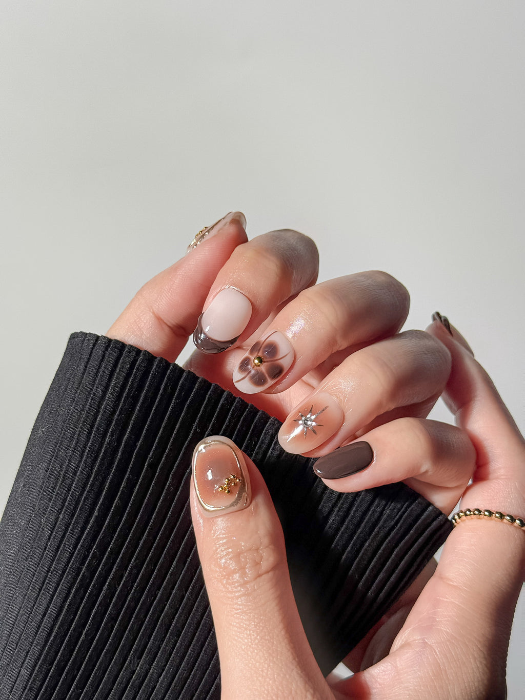 Cocoa Sparkle - 10 pcs Press On Nails