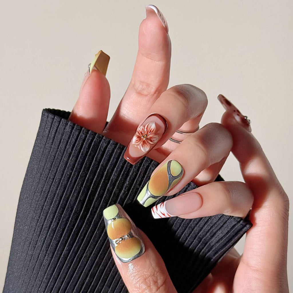 The Artisan Gallery | Aura Chrome Gel Press-On Nails